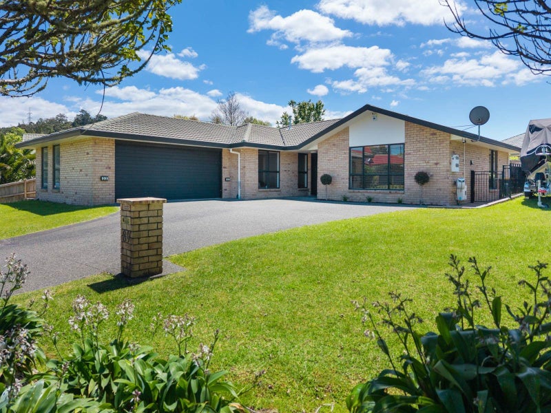 89 Landing Drive, Albany, Auckland - Carousel 1