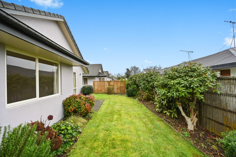 4/16 Rototuna Road, Flagstaff, Hamilton - Carousel 4