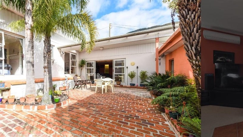 84 Scotland Street, Picton - Carousel 1