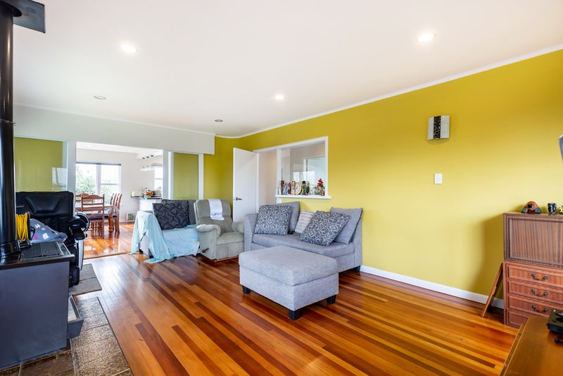 19 Norcross Avenue, Henderson, Auckland - Carousel 2