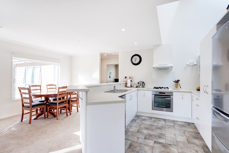 77A Kirton Drive, Riverstone Terraces, Upper Hutt - Carousel 2