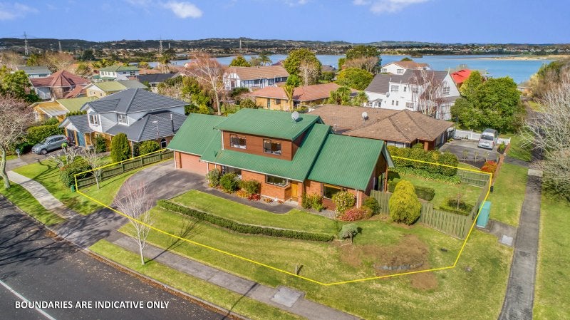 2 Cumbrian Place, Conifer Grove, Takanini - Carousel 1