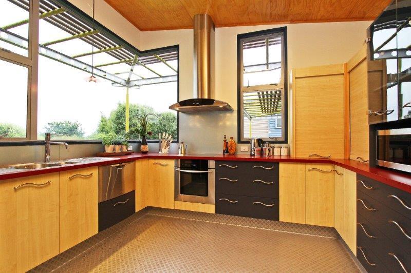 27 Ngawhatu Road, Stoke, Nelson - Carousel 2