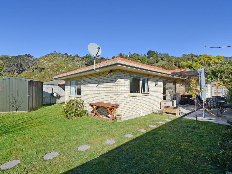 10 Evergreen Crescent, Trentham, Upper Hutt - Carousel 2