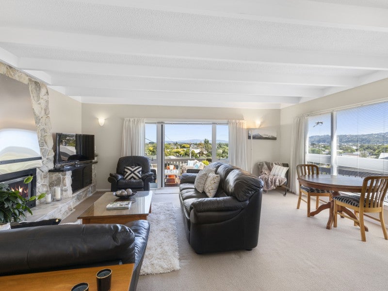 41 Tilbury Street, Fairfield, Lower Hutt - Carousel 2