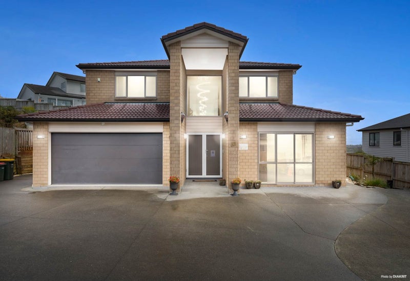 33 Dawood Place, The Gardens, Auckland - Carousel 1