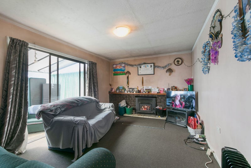 5 Edmonds Street, Wainuiomata, Lower Hutt - Carousel 2