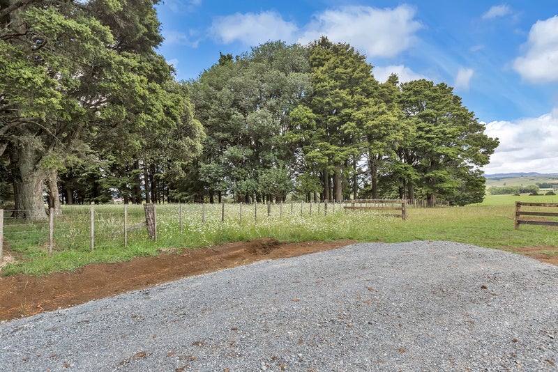 77B Tudehope Road, Kamo - Carousel 2