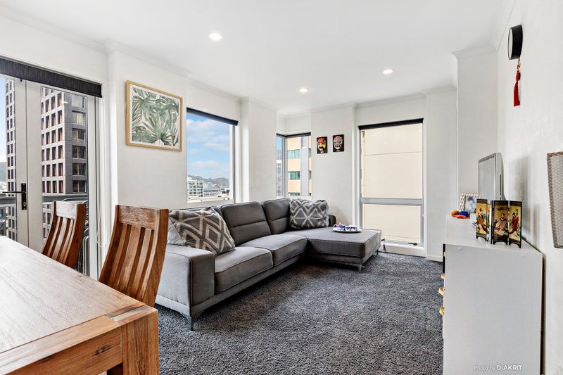 10E/163 The Terrace, Wellington Central, Wellington - Carousel 2