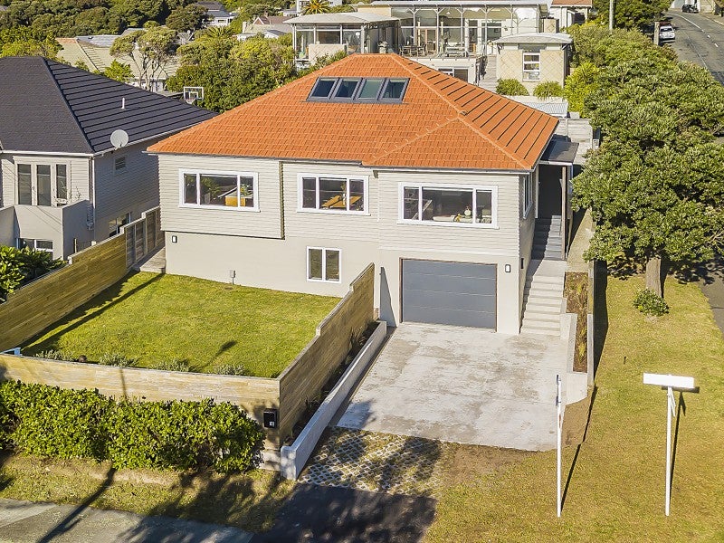 16 Burnham Street, Seatoun, Wellington - Carousel 2