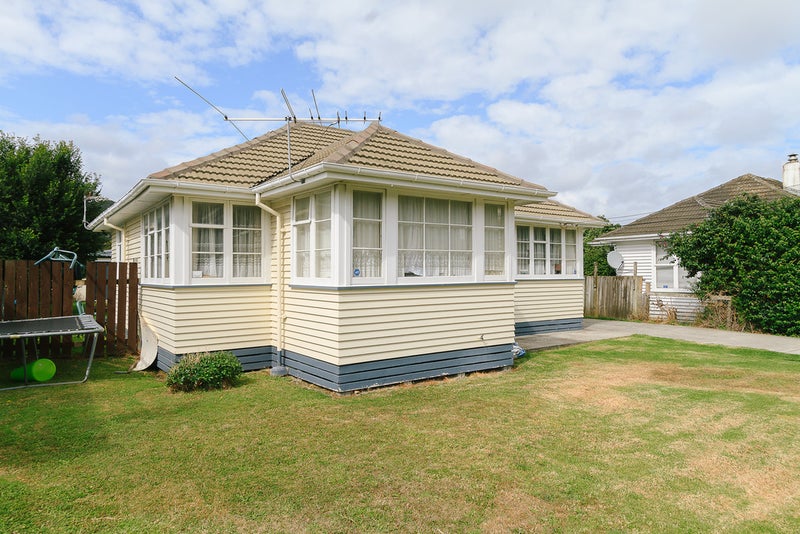 1183 Taita Drive, Taita, Lower Hutt - Carousel 4