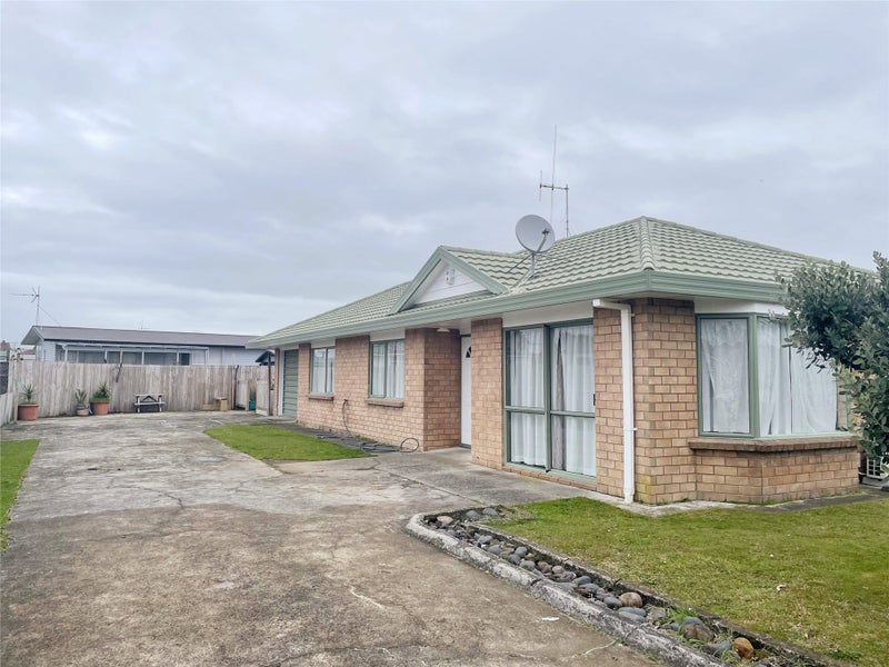 45 Grandview Road, Nawton, Hamilton - Carousel 1