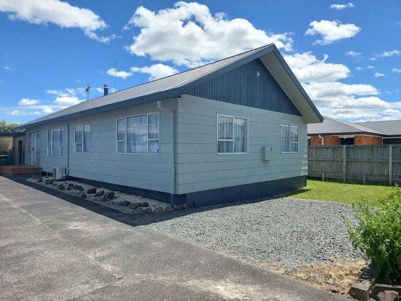 113A Avalon Drive, Nawton, Hamilton - Carousel 1