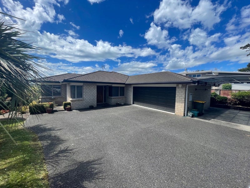 63 Highfields Drive, Katikati, Katikati - Carousel 1