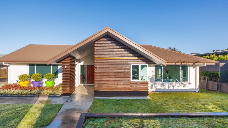 109C James Line, Kelvin Grove, Palmerston North - Carousel 1