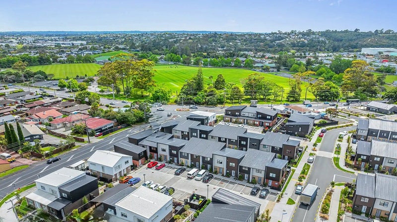 3/476 West Coast Road, Glen Eden, Auckland - Carousel 13