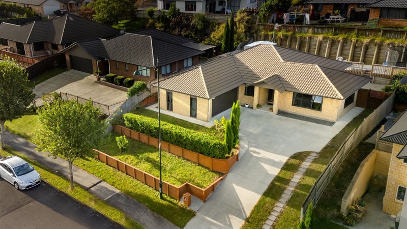 54 Farnborough Drive, Nawton, Hamilton - Carousel 2