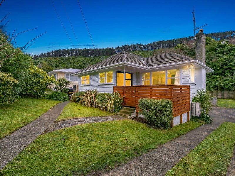 60 Chester Road, Tawa, Wellington - Carousel 21