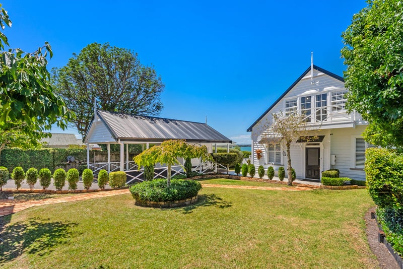 3 Richmond Avenue, Northcote Point, Auckland - Carousel 2