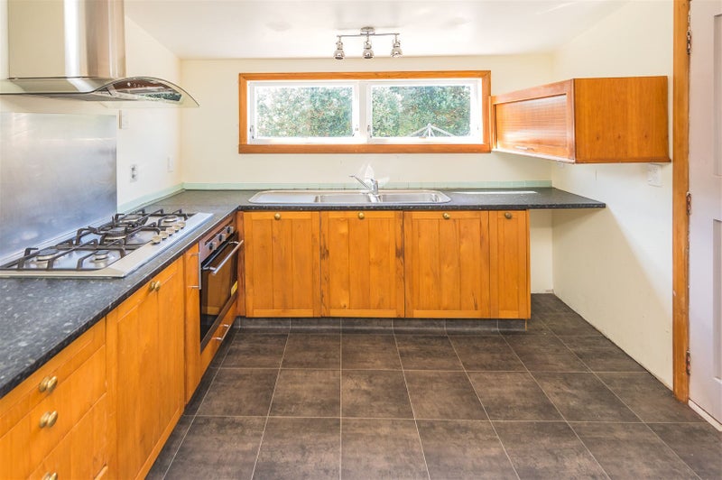 36 Mosston Road, Castlecliff, Whanganui - Carousel 2