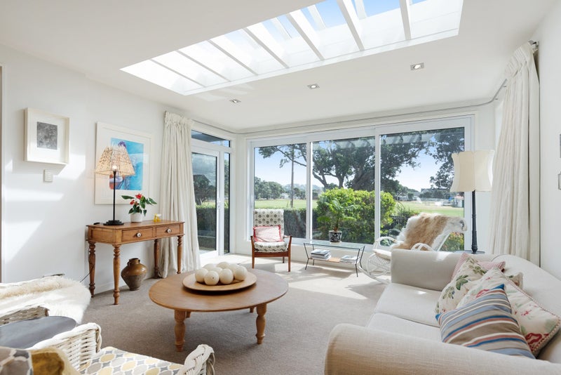 42 Burnham Street, Seatoun, Wellington - Carousel 2