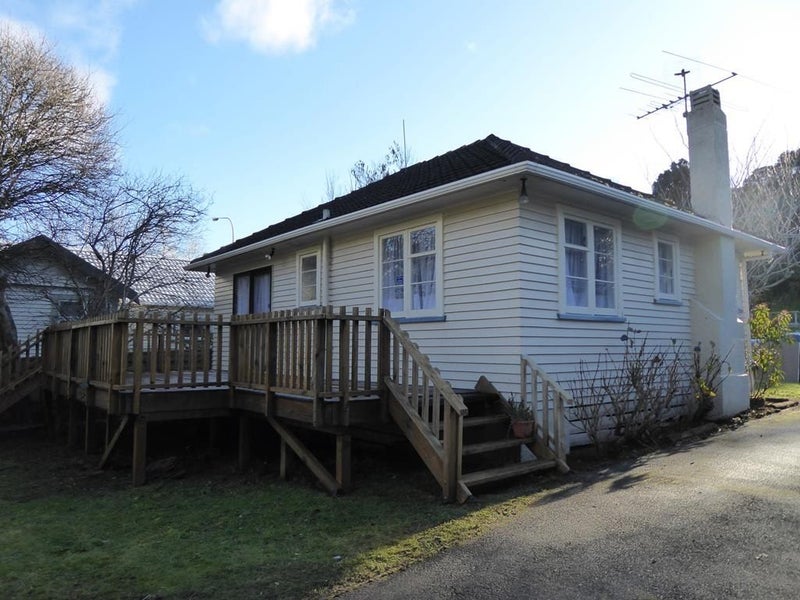 102 Pharazyn Street, Melling, Lower Hutt - Carousel 2