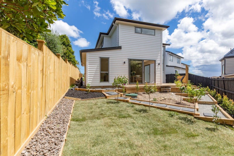 53E Mcleod Road, Te Atatu South, Auckland - Carousel 2