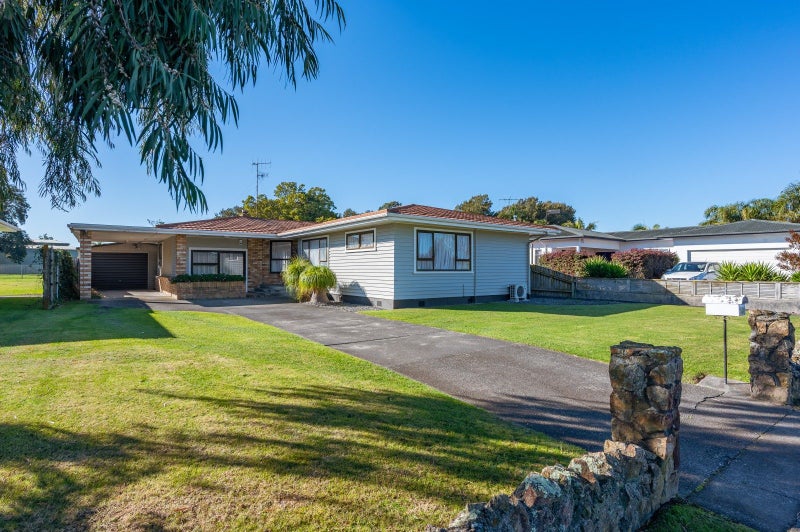 13 Maadi Road, Onekawa, Napier - Carousel 1