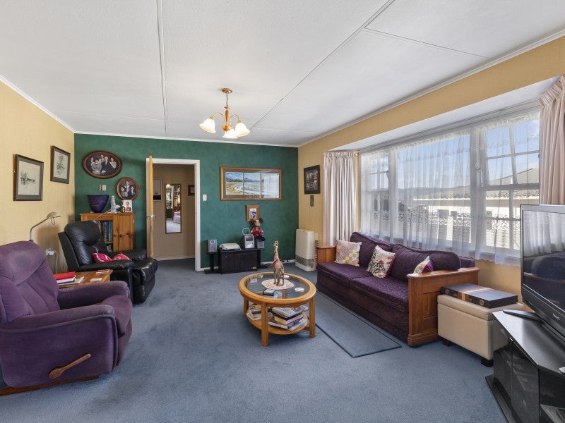 71 Miromiro Road, Normandale, Lower Hutt - Carousel 2