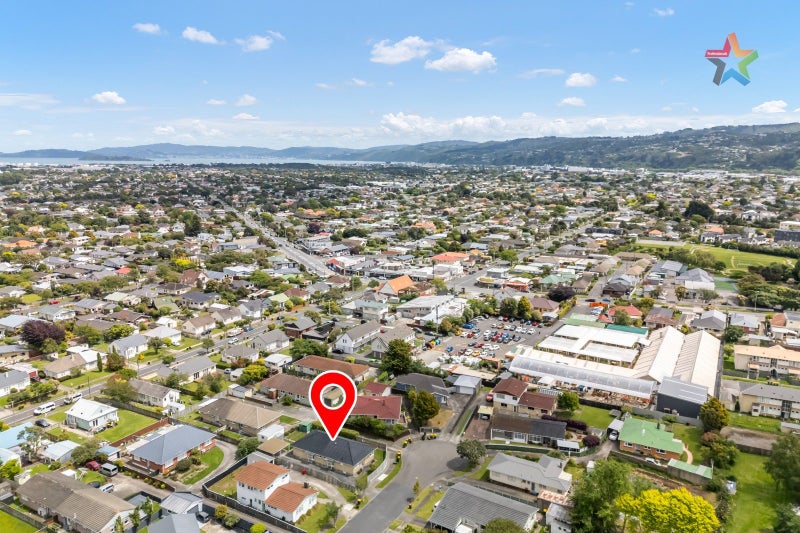 6A Heather Grove, Fairfield, Lower Hutt - Carousel 19
