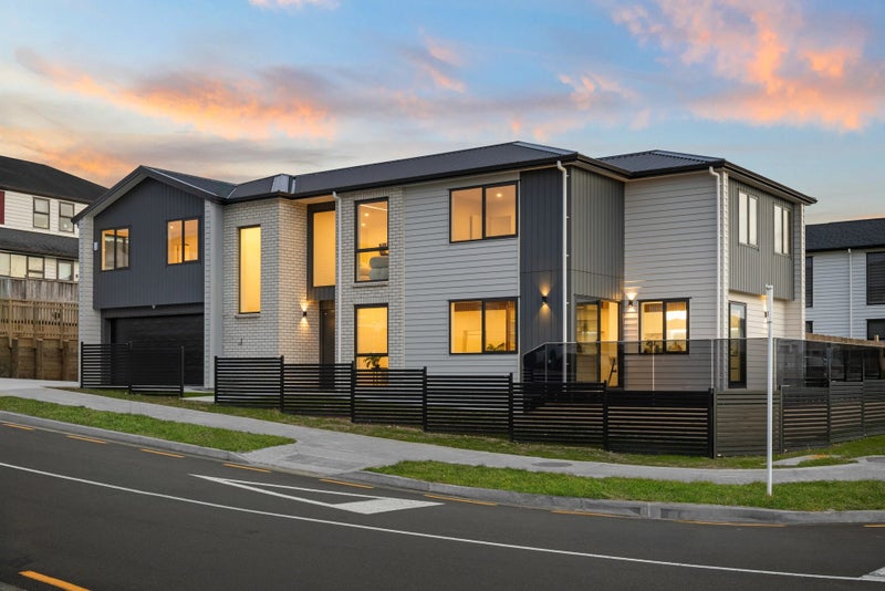 3 Tinaku Road, Flat Bush, Auckland - Carousel 1