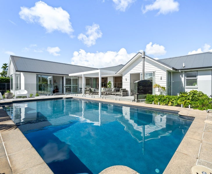 11 Sandpiper Avenue, Warkworth - Carousel 1