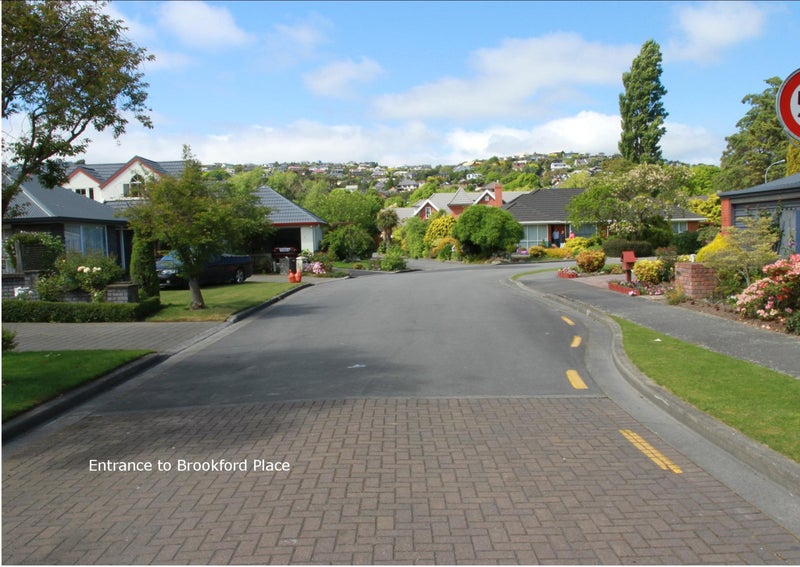 10 Brookford Place, Westmorland, Christchurch - Carousel 1