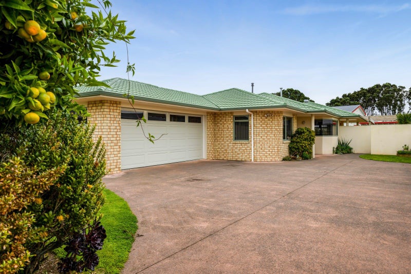 21A Clemow Road, Fitzroy, New Plymouth - Carousel 1