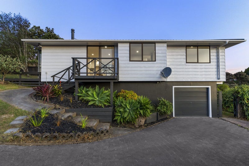1/151 Spinella Drive, Bayview, Auckland - Carousel 14