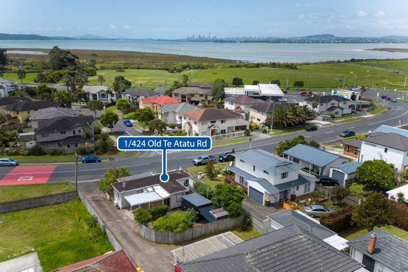 424 Old Te Atatu Road, Te Atatu Peninsula, Auckland - Carousel 2