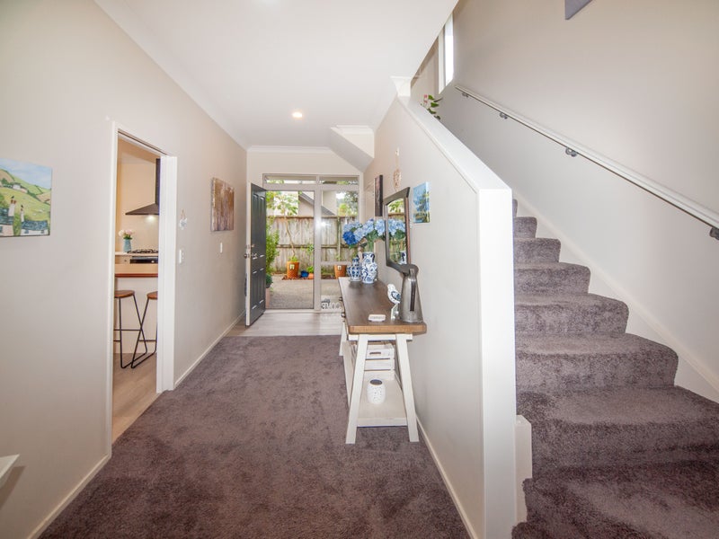 10A Chippenham Grove, Churton Park, Wellington - Carousel 2