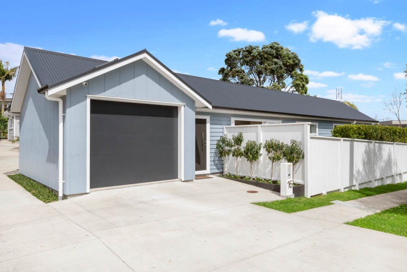 16 Wairere Road, Torbay, Auckland - Carousel 1