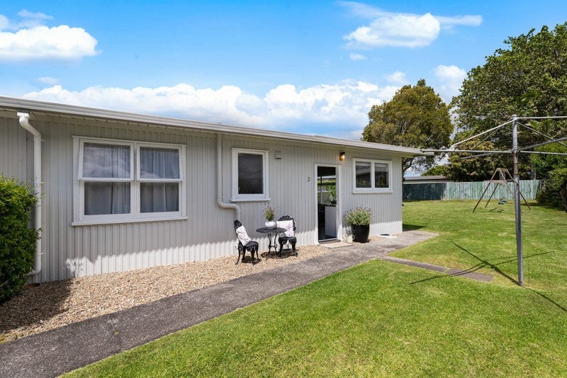 3/40 Coniston Avenue, Te Atatu South, Auckland - Carousel 1