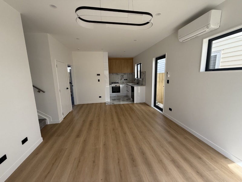 1B Wilmshurst Avenue, Papatoetoe, Auckland - Carousel 2