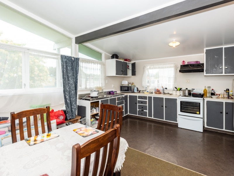 63 Ida Road, Outer Kaiti, Gisborne - Carousel 2