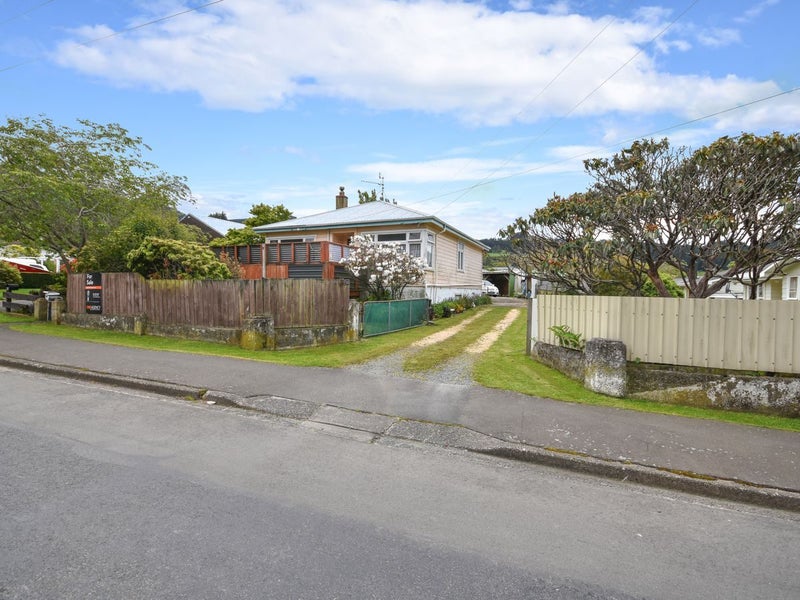 50 Hall Road, Sawyers Bay, Port Chalmers - Carousel 2