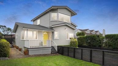 1/27 Grande Vue Road, Hillpark, Auckland - Carousel 1