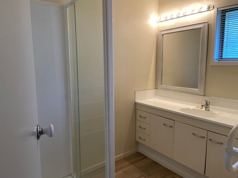 68 Mountbatten Avenue, Hillcrest, Auckland - Carousel 11