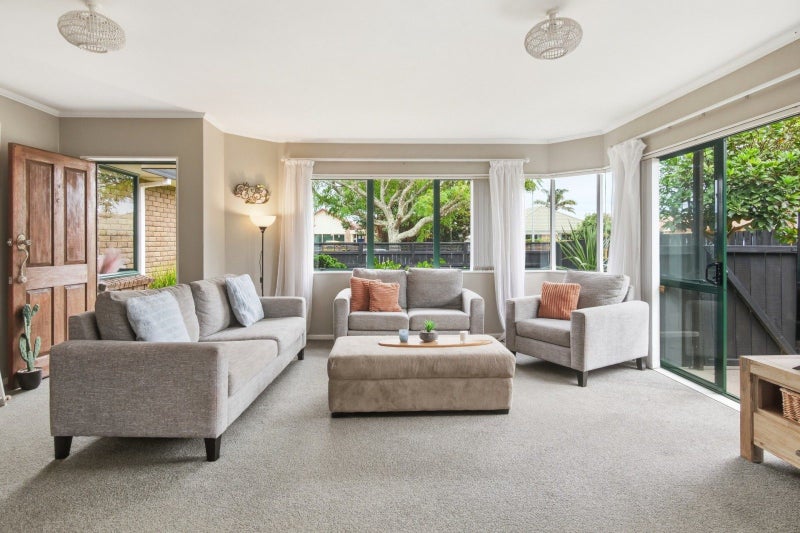 52 Blake Boulevard, Papamoa Beach, Papamoa - Carousel 2