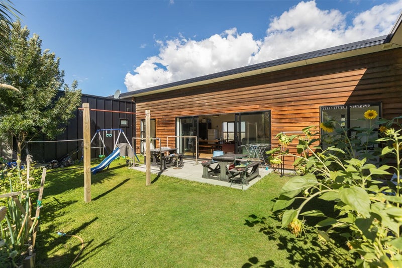 3 Campden Court, Lower Shotover, Queenstown - Carousel 2