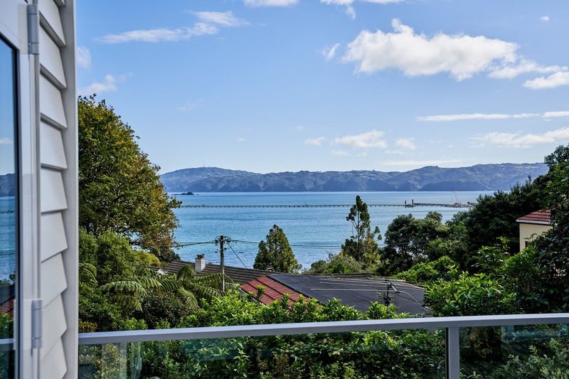 61 Walter Road, Lowry Bay, Lower Hutt - Carousel 18