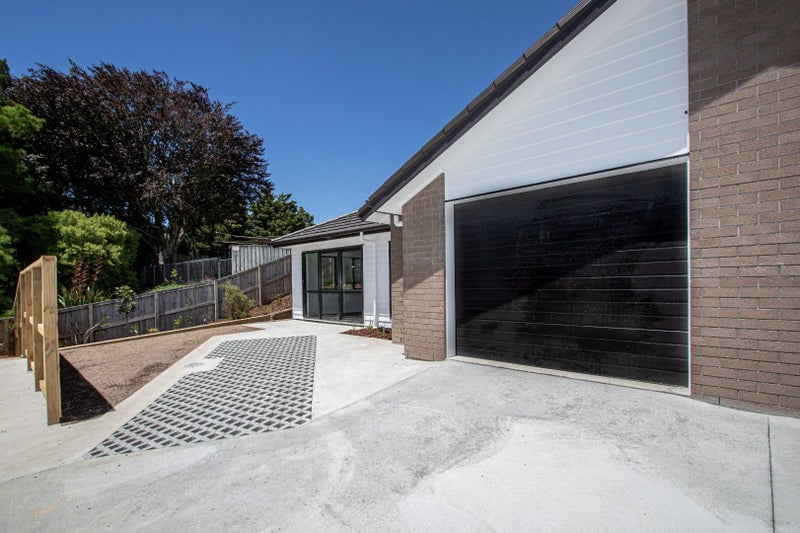 2/23 MacCallum Court, Rototuna, Hamilton - Carousel 2