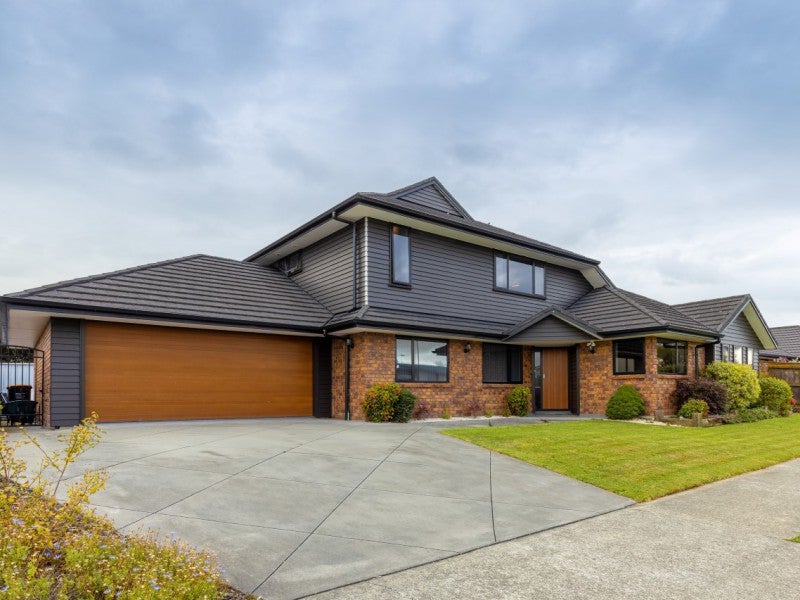 14 Pegasus Place, Kelvin Grove, Palmerston North - Carousel 1