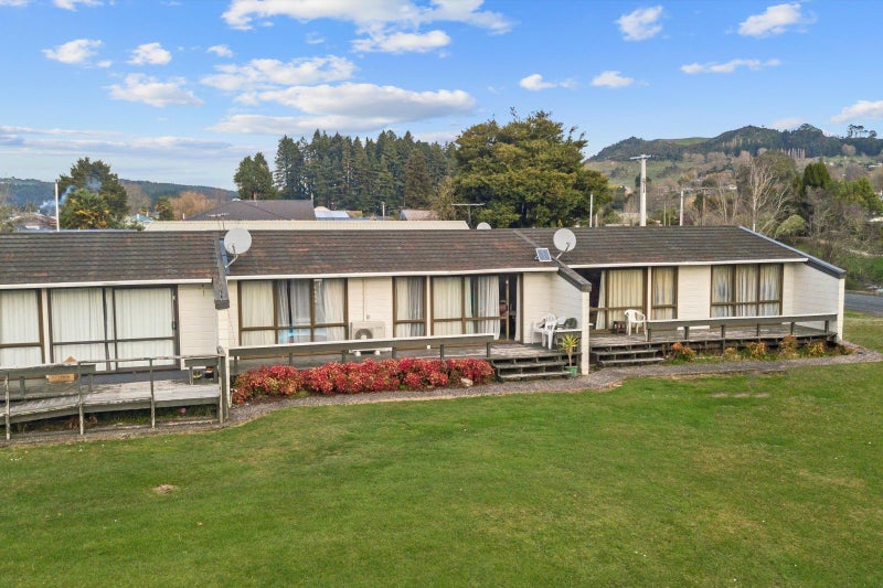 91A Mana Esplanade, Paremata, Porirua - Carousel 1